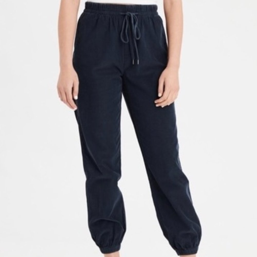 AE high waisted corduroy jogger pants
